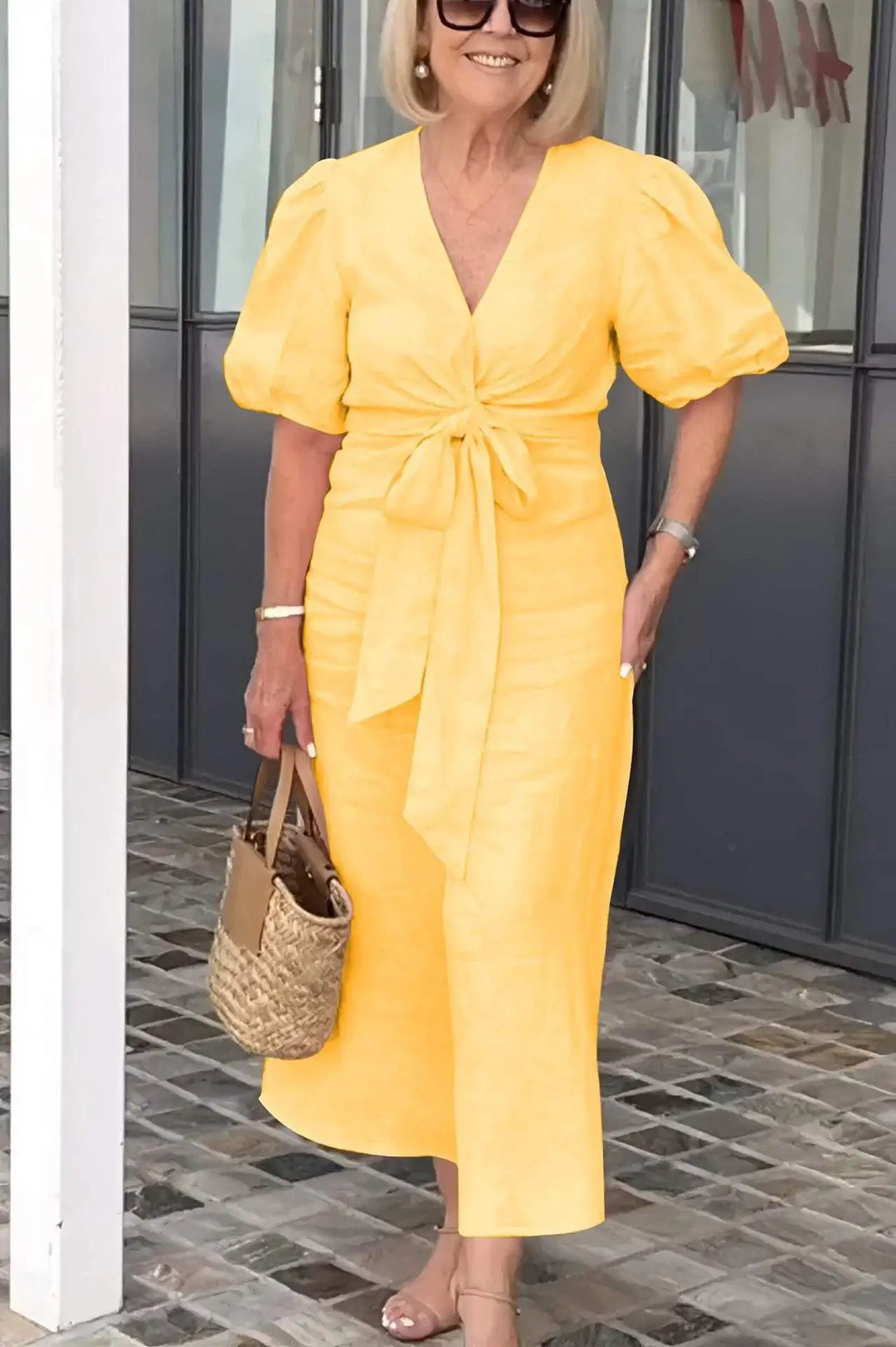 Elyza - Elegant V-Neck Dress
